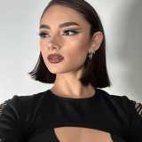 8) NanaTears (2,1 milioni) � Nata a Bitritto, la 21enne �NanaTears� al secolo Mariana Aresta, ha fatto l�esordio in tv all�et� di 16 anni nel docu-reality �Il collegio�. Da allora � entrata prepotentemente nel mondo dei social con video che vanno dal make-up alle proposte di outfit